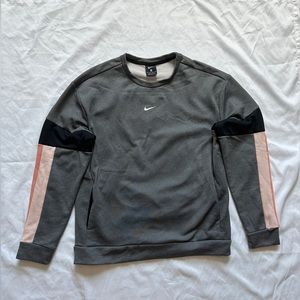 Nike Crewneck Sweatshirt Women's XS Gray Pink Colorblock Therma Pullover Pockets